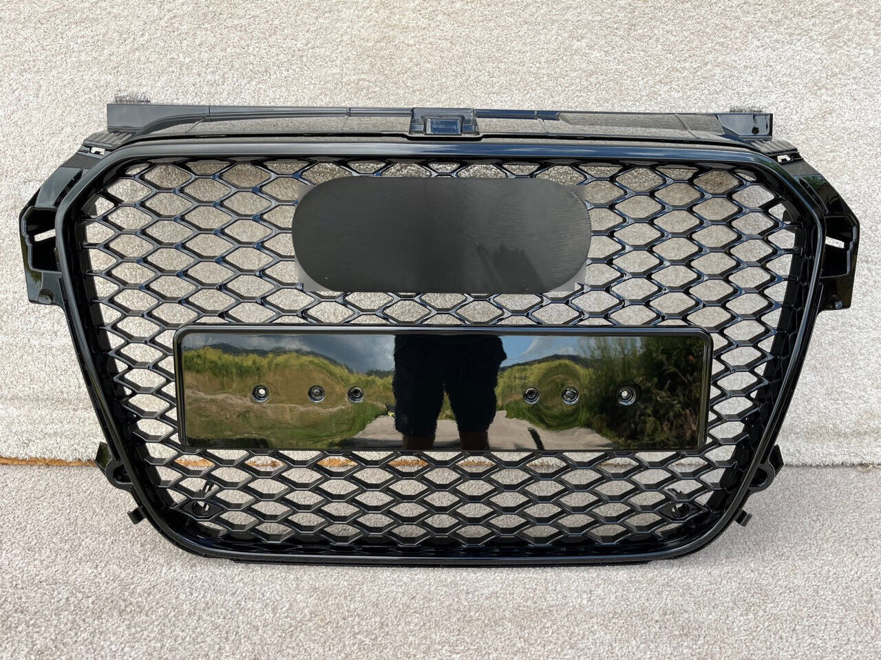 Front Bumper Grille Fit for A1 S1 2011-2015 Update to RS1 Honeycomb Mesh Bumper Grille
