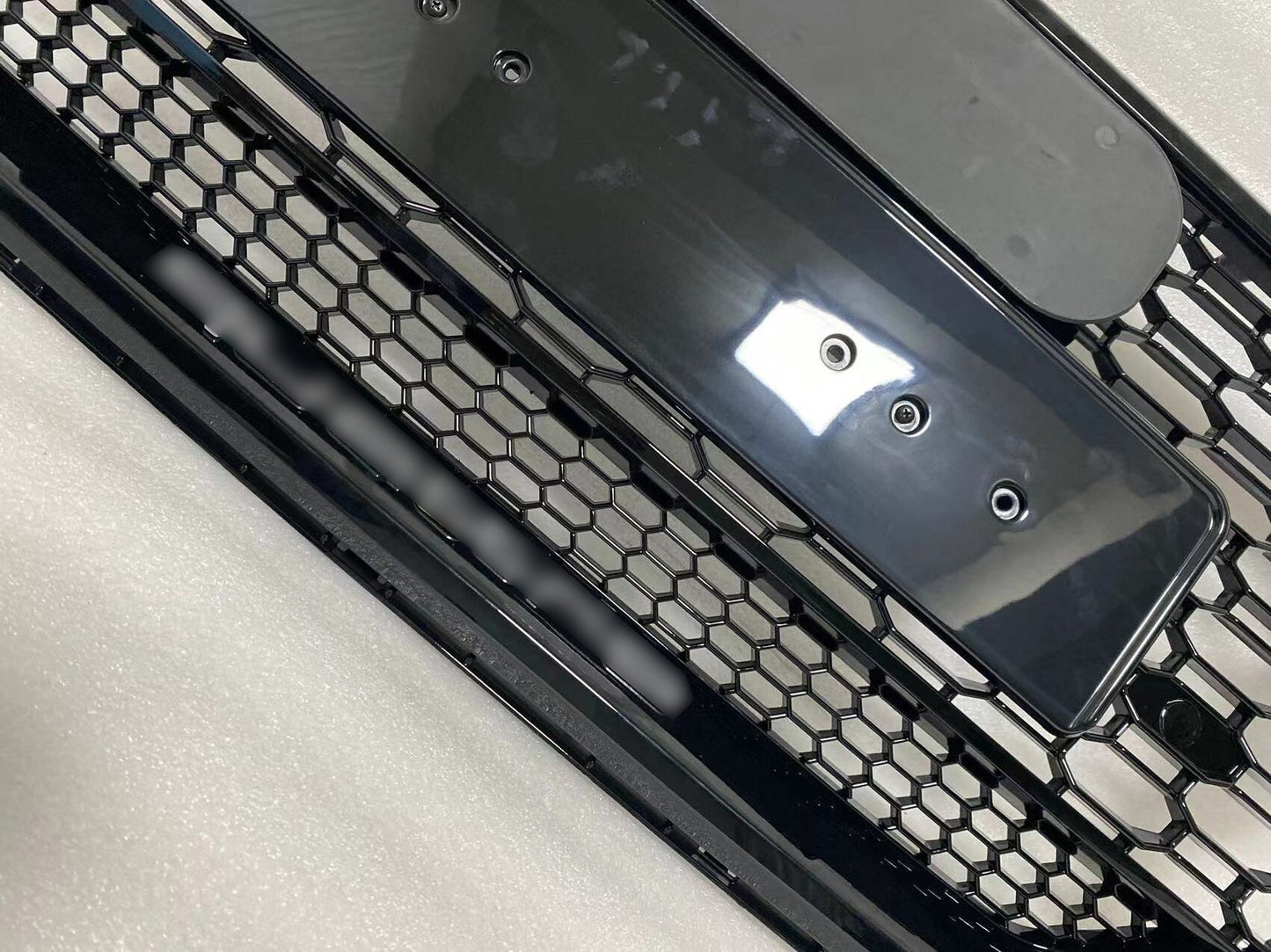 Mesh Honeycomb Bumper Grille Fit for AD Q2 2018-2021 Grill RSQ2 Style Honeycomb Silver Frame Front Bumper Grille Gloss Black