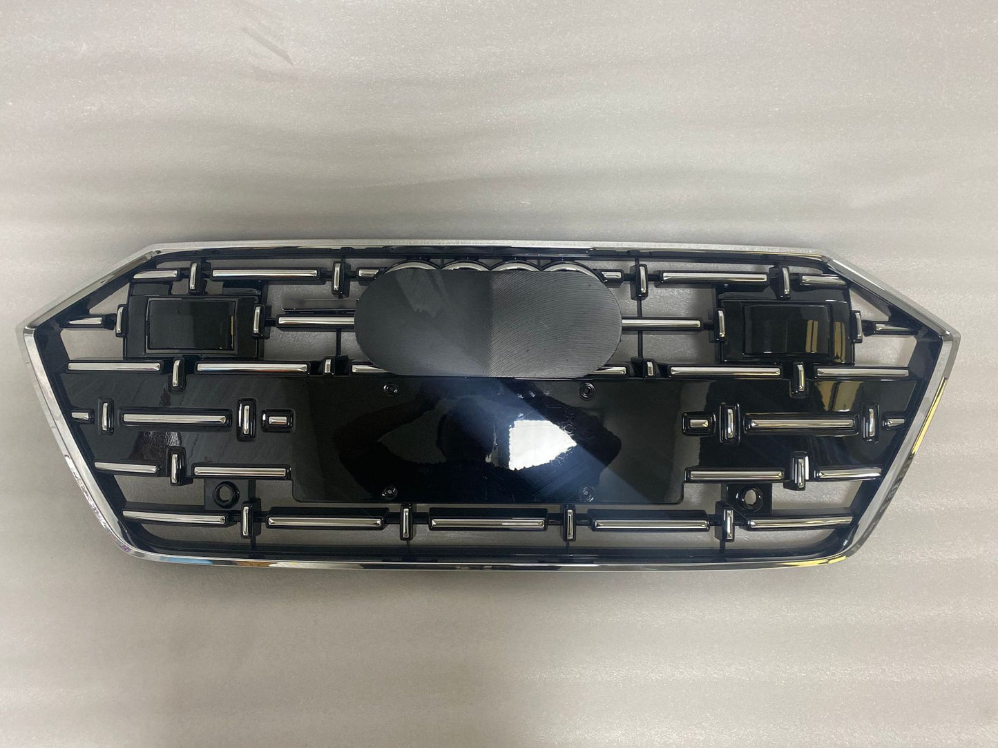 Chrome Front Bumper Grille Fit for AD A7/A7L/S7 2019-2024 Cross Style