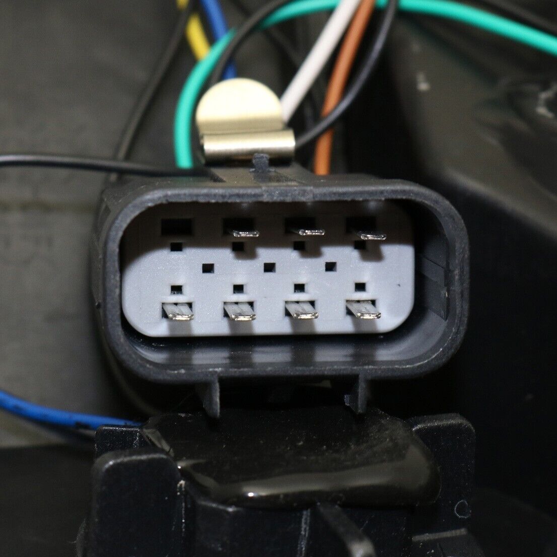 Headlight Set For 2007-2014 Chevrolet Tahoe Suburban 1500 Left & Right 2Pc