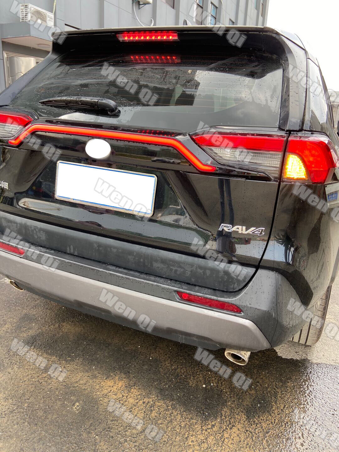 For 2019-2020 Toyota RAV4 LED Tail Brake Breathing Lights Dynamic Signal Lamp