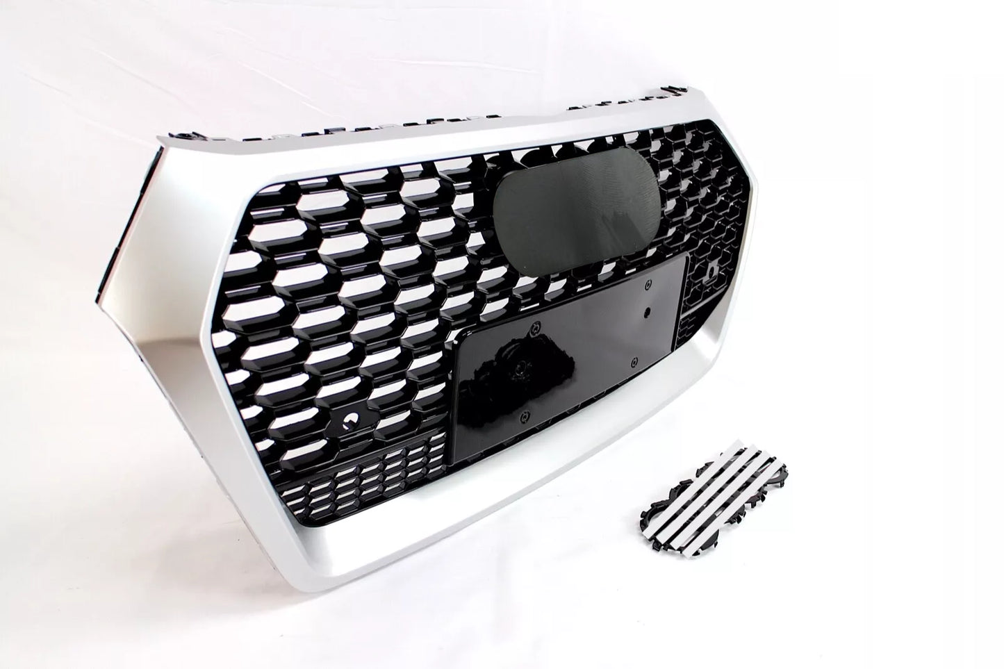 Chrome Bumper Grille Fit for AD Q5 RSQ5 2018 2019 2020 Mesh Honeycomb Bumper Grille Lower Window